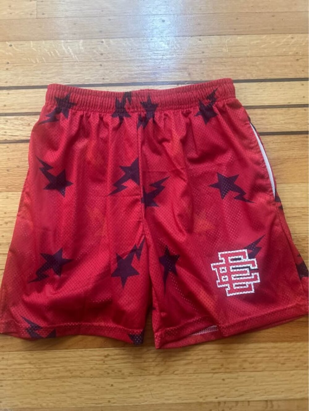 New basketball shorts sz Large eric emanuel